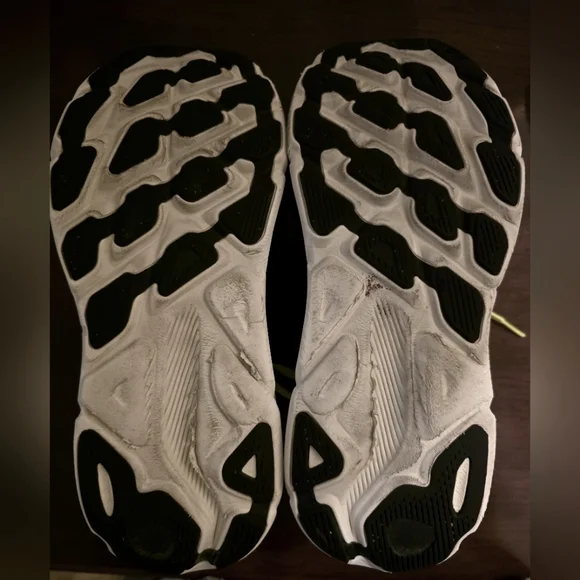 Hoka One One Clifton 9 Men's - Size 10.5 D - light wear-ton of life left 👟 - Picture 5 of 7